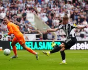 Newcastle 3-1 Brighton: Barnes Stoppage-Time Strike Eases Pressure on Howe