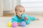 Olivia and Liam Top US Baby Names for 7th Year; Eliana Replaces Ava in Top 10