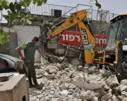 Palestinians Demolish Own Homes as Jerusalem Plans Biblical Theme Park