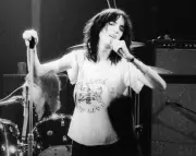 Patti Smith's 1976 London Debut: Rock's New Catalyst