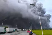 Philippines: Over 300 Families Evacuate After Mayon Volcano Ashfall