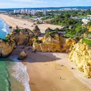 Portugal Scam Alert: Brits Warned of Stolen Azulejo Tile Crisis