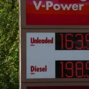 RAC Warns Drivers: Shop Around as Petrol Hits 157.6p, Diesel Falls to 188p