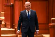 Romanian PM faces no-confidence vote as coalition collapses