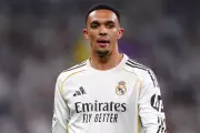 Rooney calls Alexander-Arnold England snub 'mind-boggling'