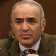 Russian Chess Champ Kasparov Wanted by Kremlin After Warning of Baltic Invasion