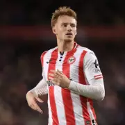 Sepp van den Berg rejected Arne Slot's request to stay at Liverpool