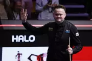 Shaun Murphy beats John Higgins in thriller to reach Crucible final