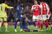 Simeone Protests After Atletico Denied Two Penalties in Arsenal Defeat