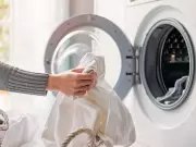 Simple Washing Machine Door Trick Prevents Mould and Odours