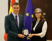 Spain Gives UN Rights Expert Francesca Albanese Top Civilian Honour