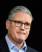 Starmer Survives Labour Election Rout as Challengers Hold Fire for Now