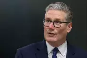 Starmer to Meet Streeting as Labour Leadership Crisis Deepens