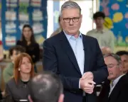 Starmer Under Pressure to Set Departure Timeline After Crushing Election Defeats