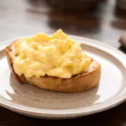 Stop Using a Pan: Quicker and Cleaner Way to Make Scrambled Eggs