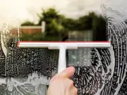 Streak-Free Windows with Tea Bags: Natural Cleaning Hack