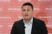 Streeting Warns Labour Risks Being 'Handmaidens to Farage' in First Speech Since Resignation