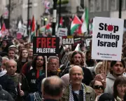 Tens of Thousands Rally in London for Pro-Palestine Nakba Day March