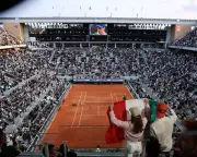 Tim Henman Mediates in Grand Slam Pay Dispute as Players Protest at French Open