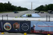 Trump Golf Club Manager Aids Reflecting Pool Renovations