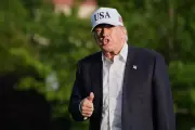 Trump Halts Iran Strikes at Gulf Allies' Request for Deal