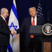 Trump Jokes About Running for Israeli PM as US Ratings Fall