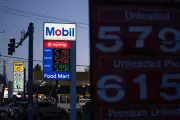 Trump Pledges to Suspend US Federal Gas Tax Amid Iran War Fuel Spike