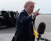 Trump's Media Contempt Aids Tech Giants in Killing Australia's News Tax