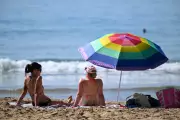 UK Braces for Hottest May Bank Holiday Ever with 34C Forecast