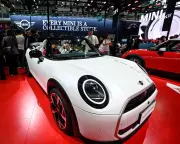 UK Electric Car Sales Surge but Iran War Inflation Risks Slowdown