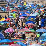 UK Records Hottest May Day Ever at 33.5C in Heathrow