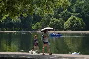 UK to Sizzle in 21C Heat This Weekend, Hotter Than Madrid