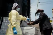 US doctor contracts Ebola as Congo outbreak deaths exceed 100