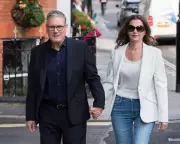 Victoria Starmer's Cream Blazer: A Power Dressing Statement at the Polls