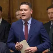 Wes Streeting warns Labour risks handing No10 keys to Reform in dramatic intervention