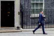 Wes Streeting's Showdown: Will He Challenge Keir Starmer?
