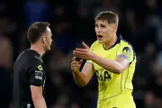 Why Tottenham Were Denied a Penalty Against Chelsea Over Cucurella Incident