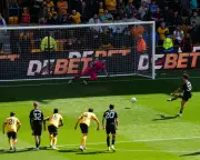 Wolves Edge Fulham in Thrilling Premier League Encounter