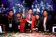 Wu Yize Reveals Mother's Health Battles and Family Sacrifices for Snooker Glory