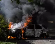 Zelenskyy Condemns Russian Attacks Amid Truce Talks as 'Utter Cynicism'
