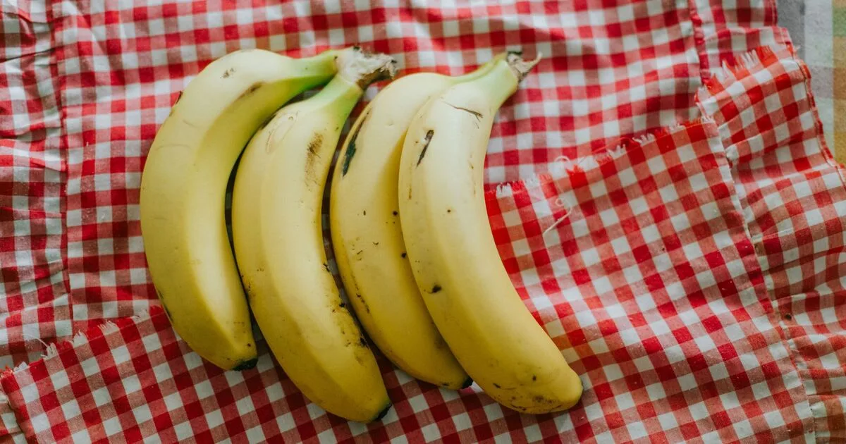 Chef Reveals 10-Second Trick for Ripening Bananas in Minutes