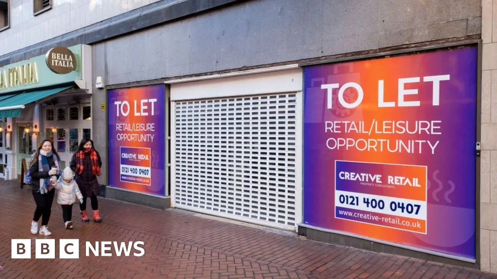 Sharp Rise in UK Shop Closures in 2022, Over 150,000 Retail Jobs Lost