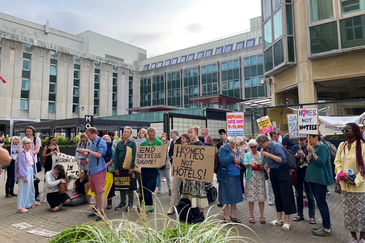 Protesters oppose reopening of Home Office hotel where 139 children went missing