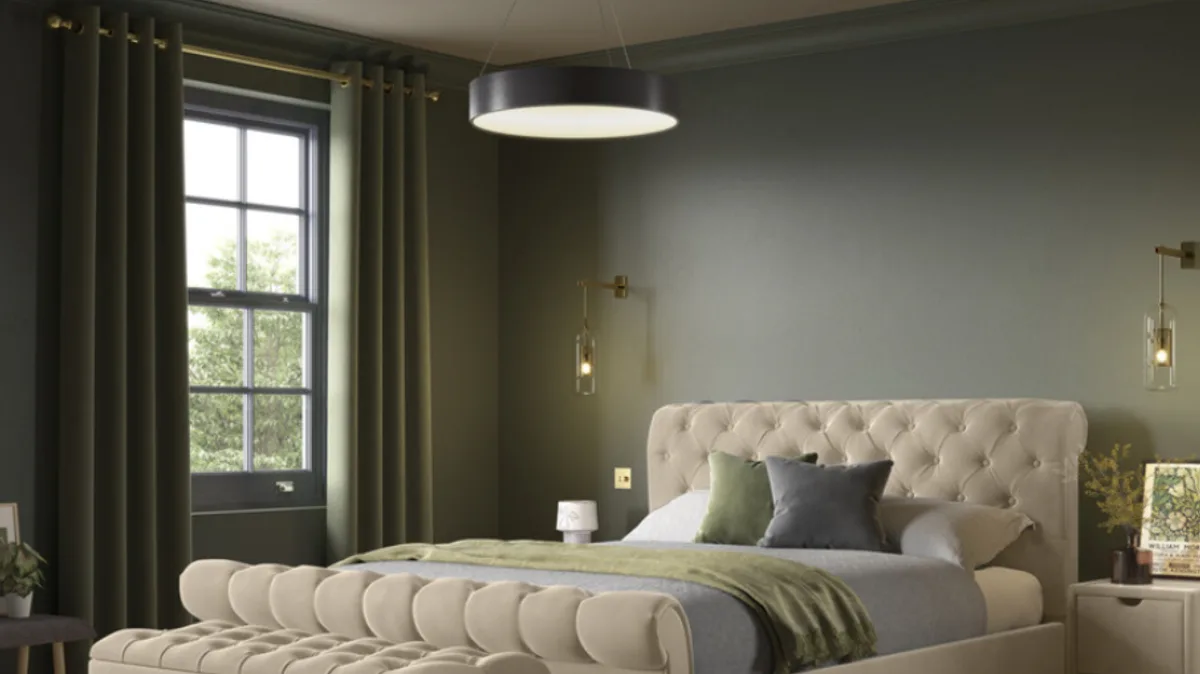 £180 Storage Ottoman Slashed to £90 in Bensons for Beds Sale