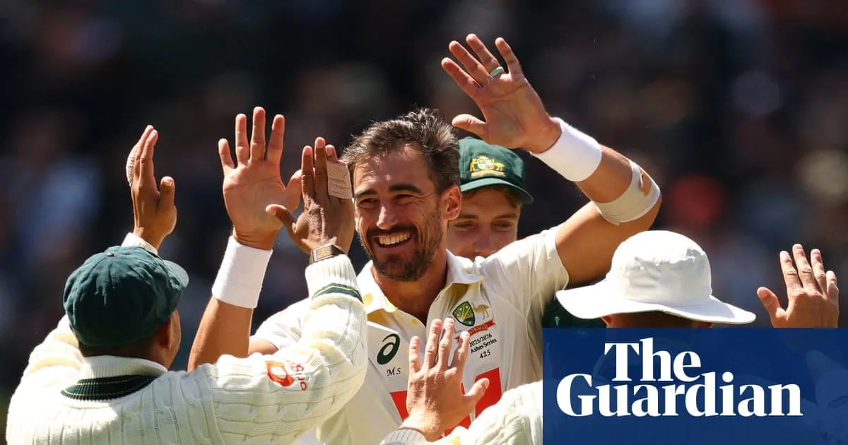Australia edge England as 20 wickets fall on wild day one of Boxing Day Test