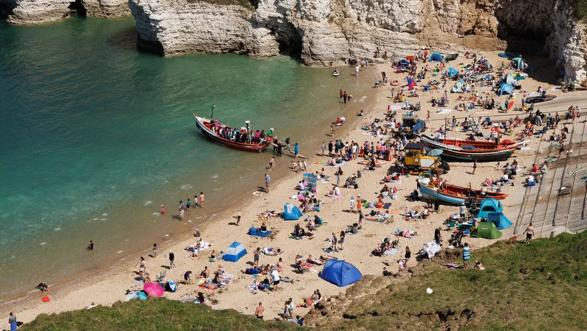 UK Braces for 30C Heatwave as African Plume Arrives Next Week