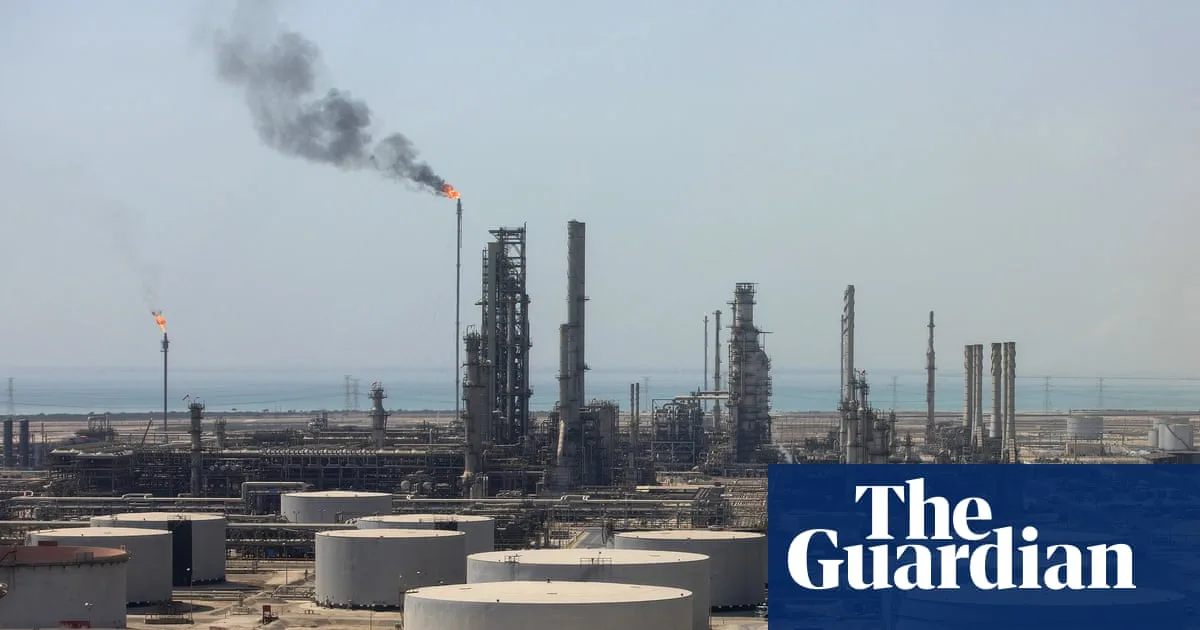 Just 32 fossil fuel firms responsible for half of global CO2 emissions in 2024, study finds