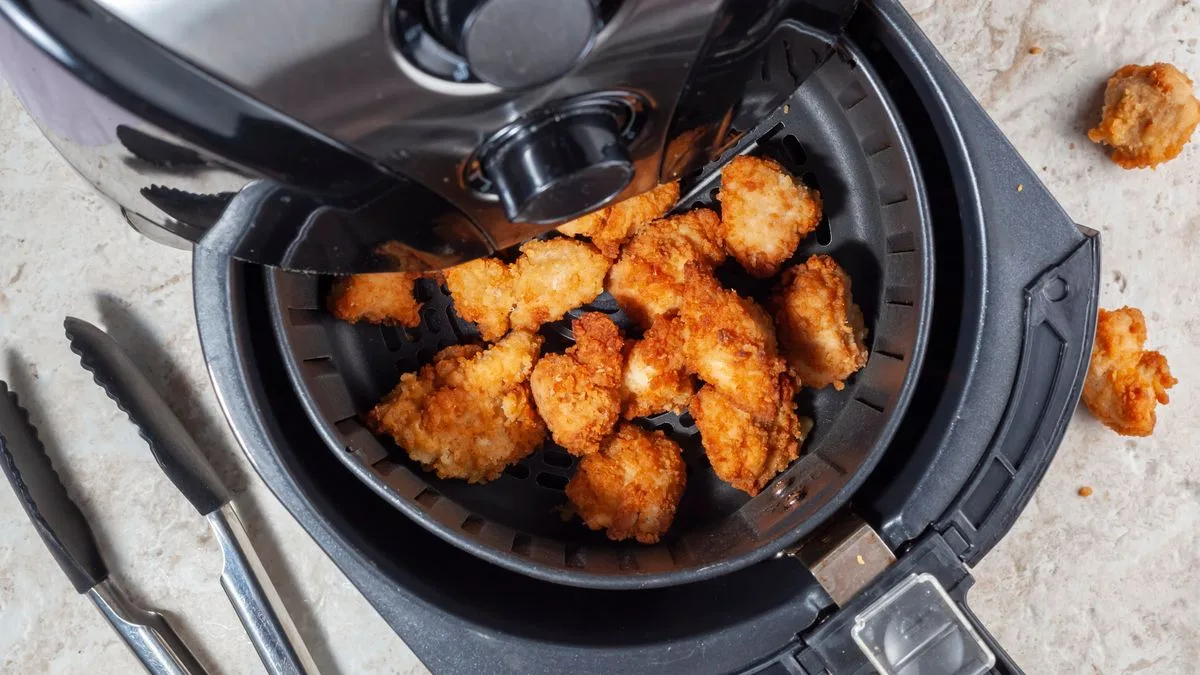 Expert Warns Against Viral Air Fryer Cleaning Hack That Could Be Dangerous