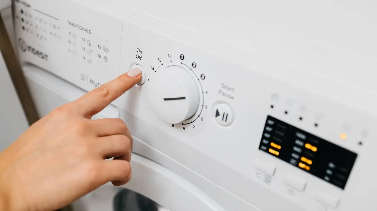 Five-Second Task Keeps Washing Machines Mould Free, Experts Say
