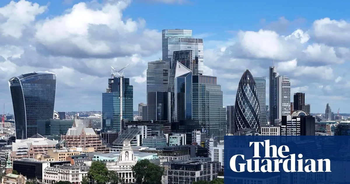 UK’s 50 Richest Families Hold More Wealth Than 50% of Population, Analysis Finds